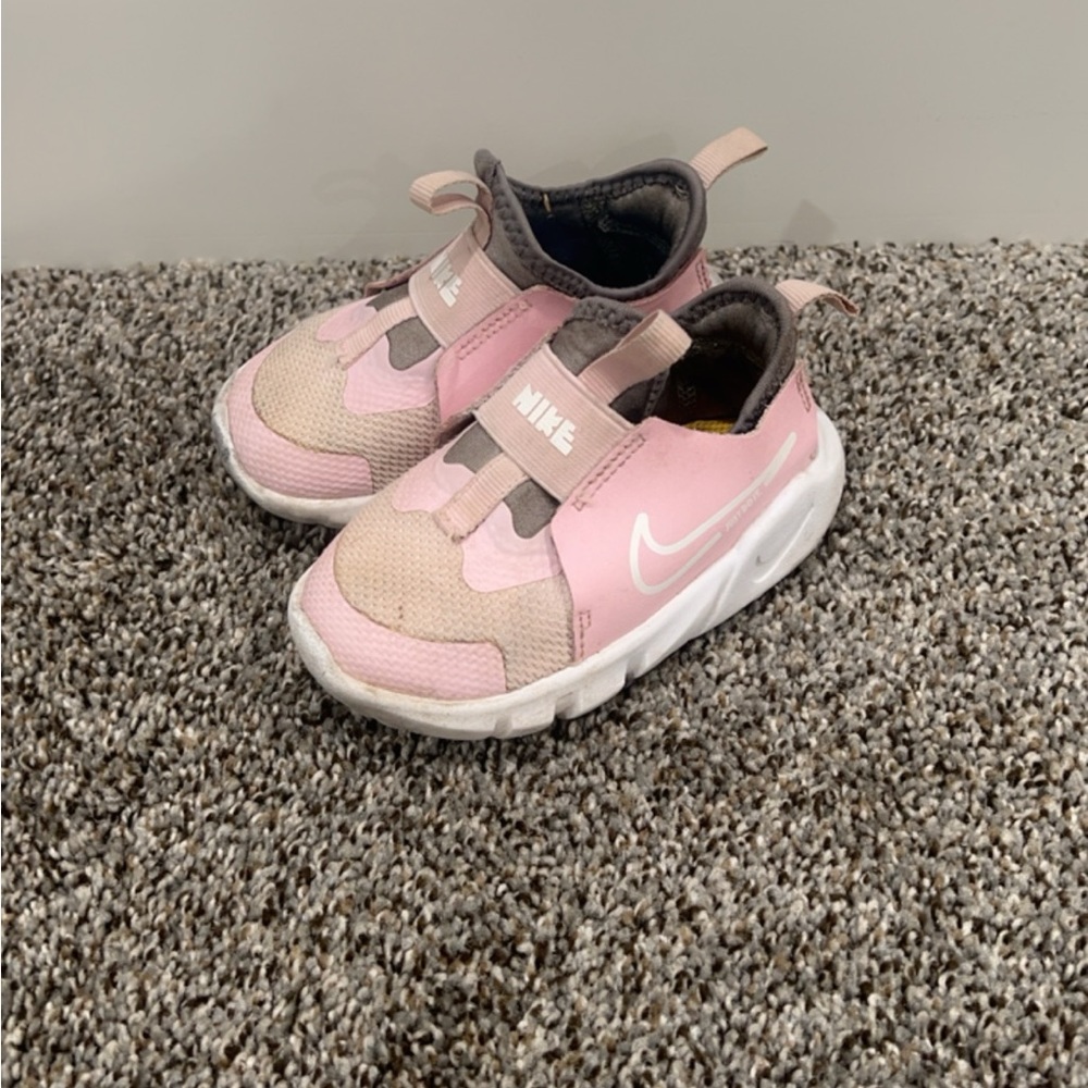 Toddler girl Nike shoes